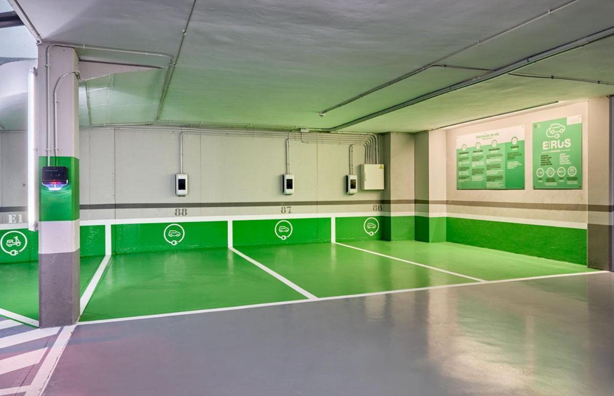 Апартаменти Residencia Universitaria Sarria Барселона Екстер'єр фото