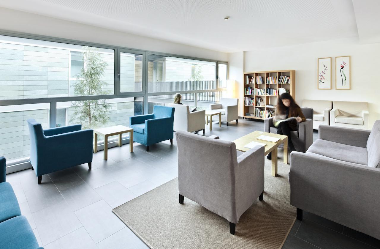 Апартаменти Residencia Universitaria Sarria Барселона Екстер'єр фото